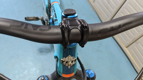 OneUp Components Carbon Handlebar [Rider Review]