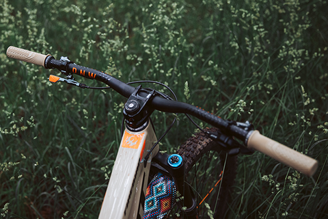 PNW Loam Grips - Four New Colors: Employee Review