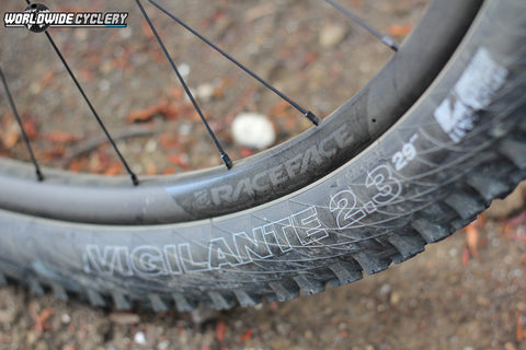 RaceFace Turbine R Wheels Review: Stiff and Light!