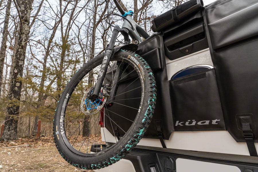 Mountain bike hotsell over tailgate