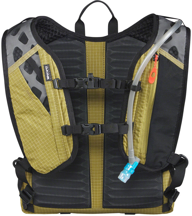 Dakine Syncline Hydration Pack - 8L, Green Moss - Hydration Packs - Syncline Hydration Pack