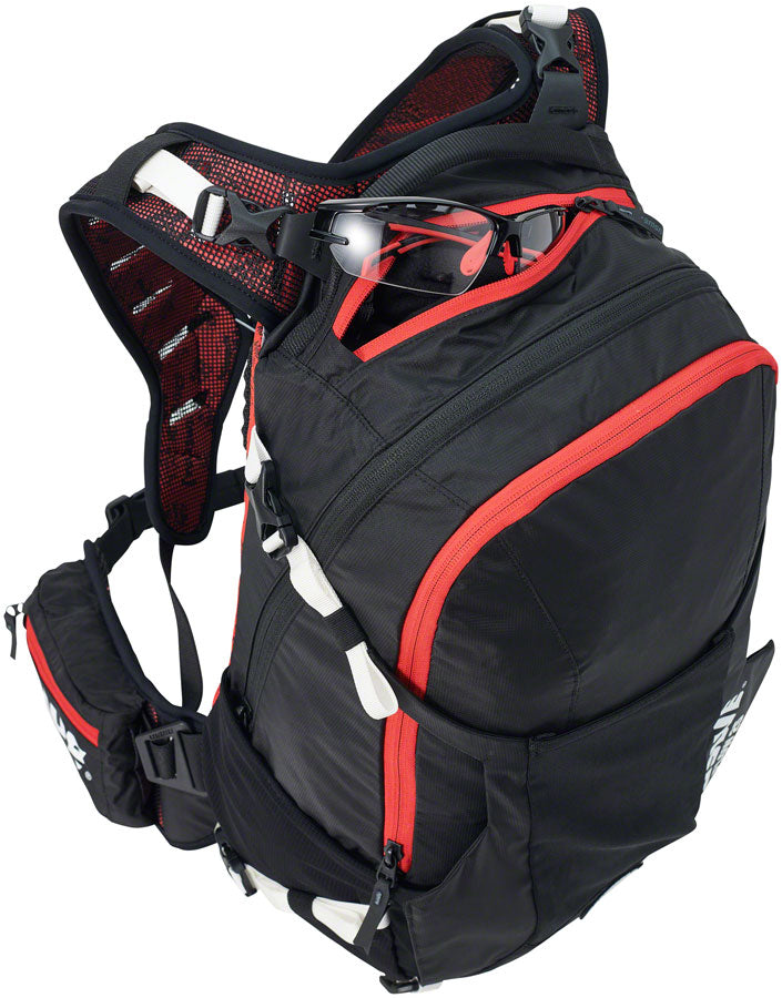 USWE Flow 25 Hydration Pack - Black/Red - Hydration Packs - Flow 25 Hydration Pack
