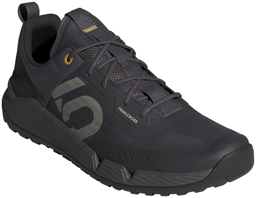 Trailcross LT Shoes - Men's, Charcoal/Putty Gray/Oat, 10.5 MPN: ID5008-10- UPC: 196471410742 Flat Shoe Trailcross LT Shoes - Men's, Charcoal/Putty Gray/Oat