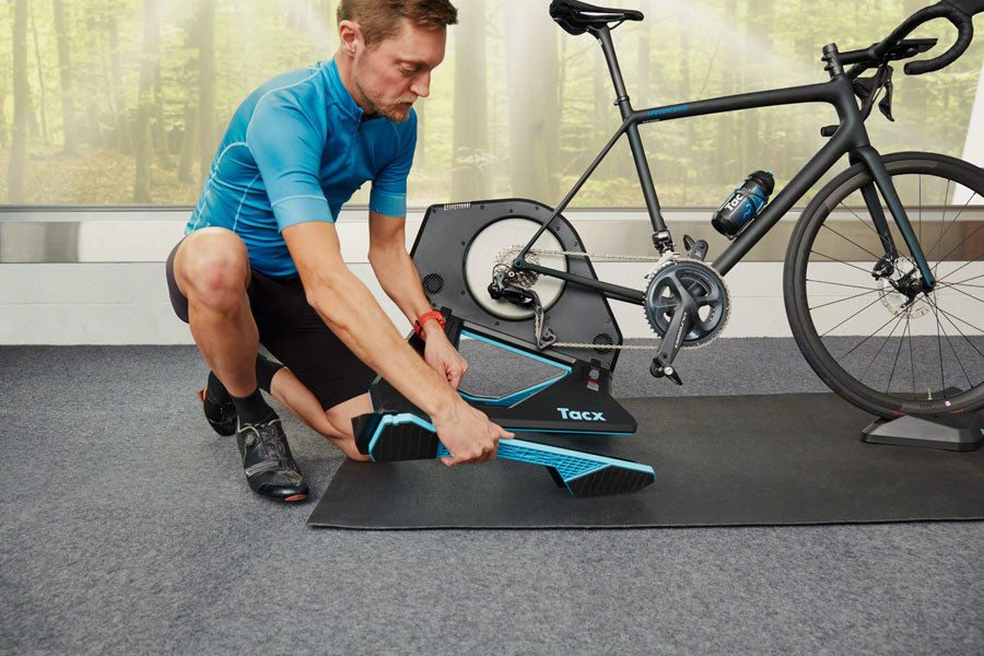 Tacx NEO 2 Motion Plates MPN: 010-13193-00 UPC: 753759297183 Trainer Accessories NEO 2 Motion Plates