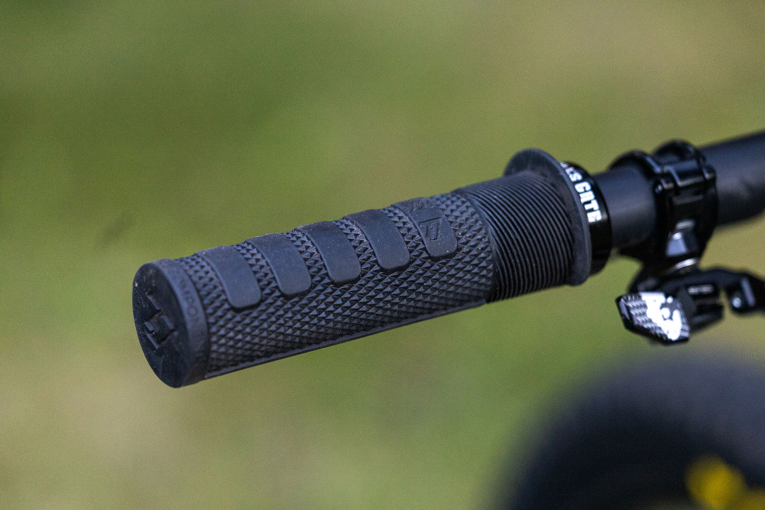 Trail One Components Hell's Gate Grips Black MPN: GP.HG.BLK UPC: 850022403002 Grip Hell's Gate