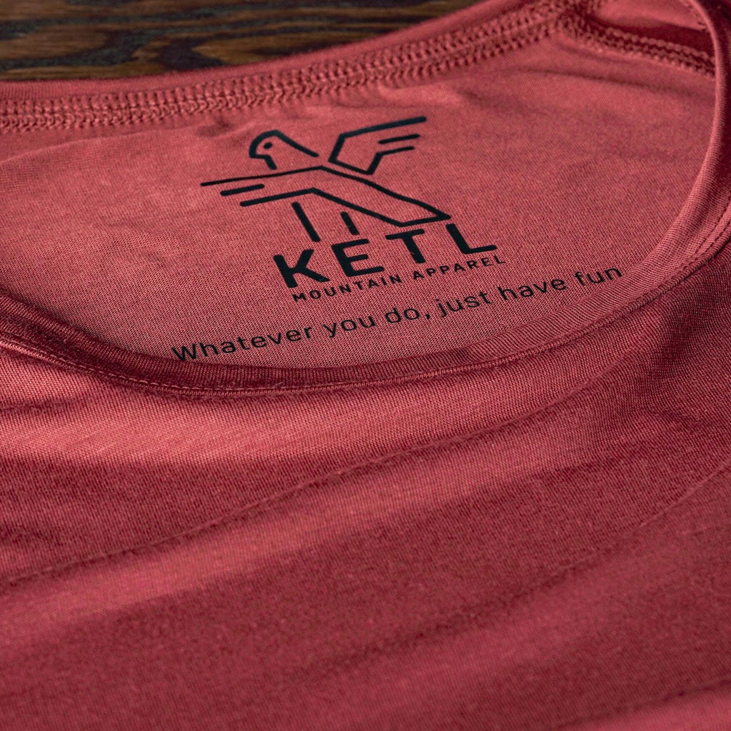 KETL Mtn Departed Featherweight Performance Travel Tee Men s Large