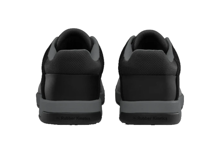 Ride Concepts Men's Livewire Flat Shoe Black / Charcoal Size 9.5 MPN: 2242-630 UPC: 810002574887 Flat Shoe Livewire Flat Shoe