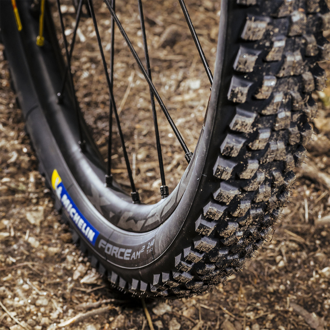 Michelin Force AM2