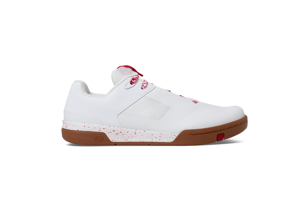 Crank Brothers Mallet Lace Men's Clipless Shoe - White/Red Gum Outsole, Size 10 MPN: MAL12030S-10 UPC: 641300305664 Mountain Shoes Mallet Lace Clipless Shoe