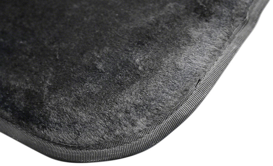 Yakima GateKeeper Tailgate Pad - Medium, Black with White Logo MPN: 8007455 UPC: 736745074555 Tailgate Pad GateKeeper Tailgate Pad
