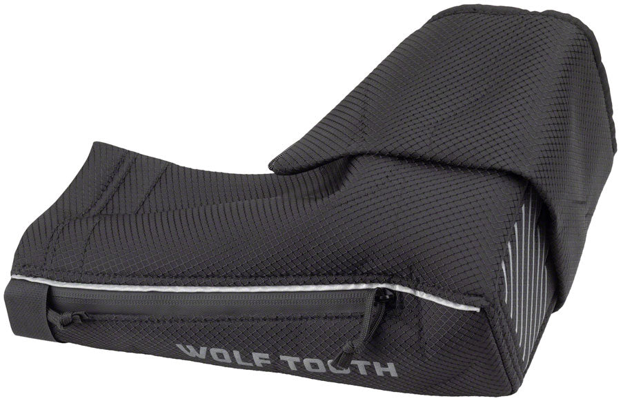 Wolf Tooth Singletrack Pogie V2 - Black, One Size MPN: POGIE-V2 UPC: 810006805246 Pogies Singletrack Pogie V2