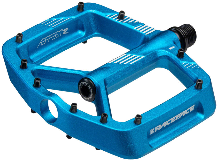 RaceFace Aeffect R Pedals - Platform, Aluminum, 9/16", Blue MPN: PD22AERBLU UPC: 821973396309 Pedals Aeffect R Pedals